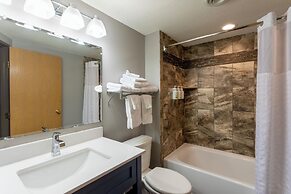 Paynesville Inn And Suites