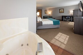 Paynesville Inn And Suites