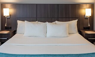 Paynesville Inn And Suites
