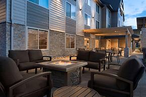 Country Inn & Suites by Radisson, St. Cloud West, MN