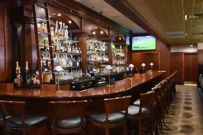 Wyndham Moline on John Deere Commons