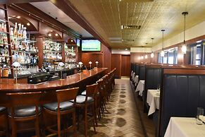 Wyndham Moline on John Deere Commons