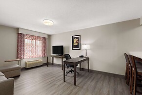 La Quinta Inn & Suites by Wyndham Goodlettsville - Nashville