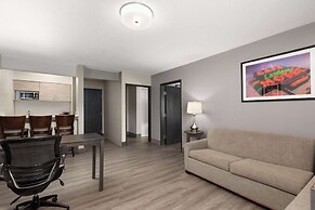 La Quinta Inn & Suites by Wyndham Goodlettsville - Nashville