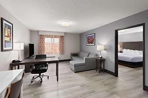 La Quinta Inn & Suites by Wyndham Goodlettsville - Nashville