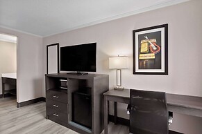 La Quinta Inn & Suites by Wyndham Goodlettsville - Nashville