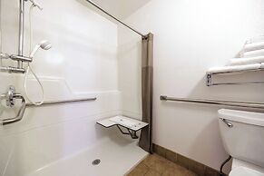 Motel 6 Canby, OR