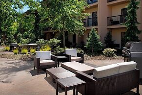 Courtyard By Marriott Portland Hillsboro