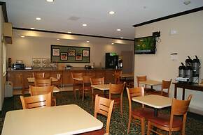Baymont by Wyndham Coon Rapids
