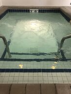 Baymont by Wyndham Coon Rapids