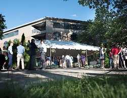 Desmond Hotel Malvern, a DoubleTree by Hilton