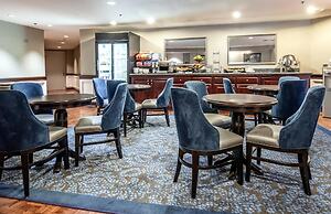 Desmond Hotel Malvern, a DoubleTree by Hilton