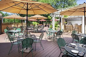 Desmond Hotel Malvern, a DoubleTree by Hilton