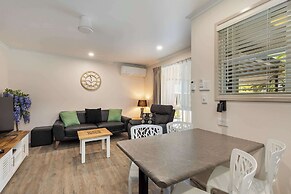 Comfort Resort Blue Pacific