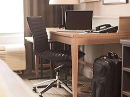 Country Inn & Suites by Radisson, Buffalo, MN