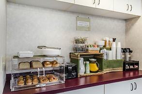 Rodeway Inn State College - near University