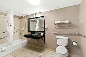 Red Roof Inn & Suites Duncan