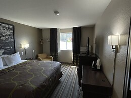 Super 8 by Wyndham Chattanooga Lookout Mountain TN