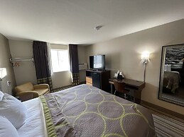 Super 8 by Wyndham Chattanooga Lookout Mountain TN