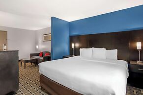 Comfort Suites Nashville Airport - BNA