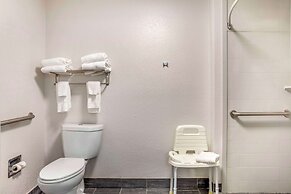 Comfort Suites Nashville Airport - BNA