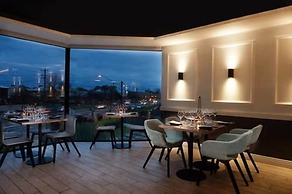 The Charles Boutique Hotel & Dining