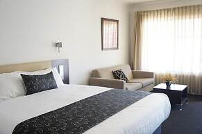 The Charles Boutique Hotel & Dining