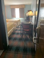 Days Inn by Wyndham Greenwood SC