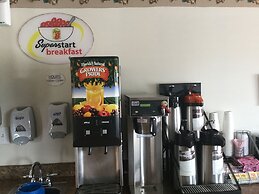 Super 8 by Wyndham New Castle