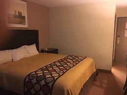 Super 8 by Wyndham New Castle