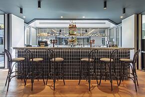 Amora Hotel Riverwalk Melbourne