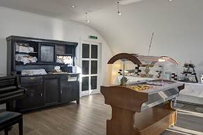 Skycity Hotel Atrigon