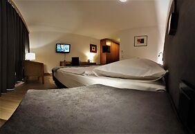 Skycity Hotel Atrigon