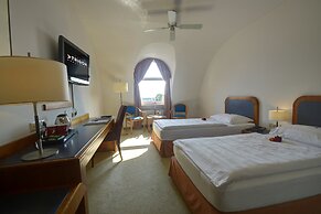Skycity Hotel Atrigon