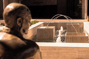 Kubitschek Plaza Hotel