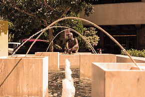 Kubitschek Plaza Hotel