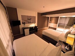 Kubitschek Plaza Hotel