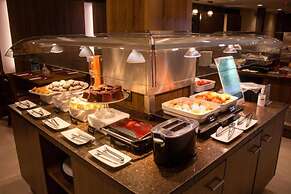 Hotel Deville Curitiba