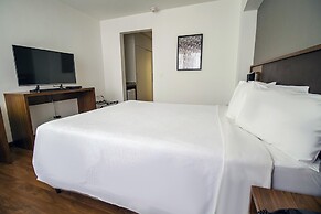 Hotel Deville Curitiba