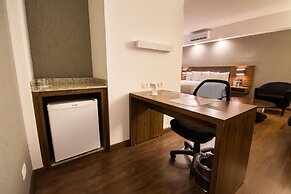 Hotel Deville Curitiba