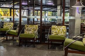 Littoral Hotel