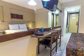 Littoral Hotel