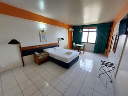 Taj Mahal Continental Hotel