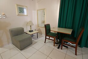 Taj Mahal Continental Hotel