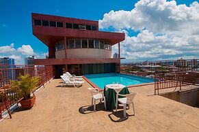 Taj Mahal Continental Hotel