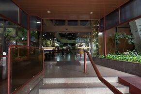 Taj Mahal Continental Hotel