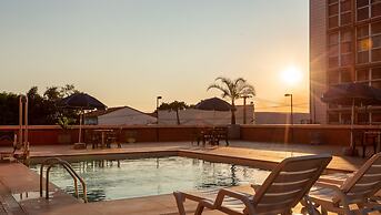 Rede Andrade Luxor Hotel