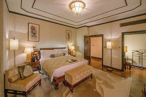Fairmont Peace Hotel on the Bund