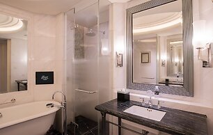 Fairmont Peace Hotel on the Bund