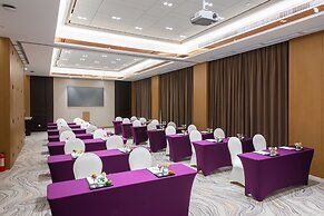 Holiday Inn Riverside Wuhan by IHG